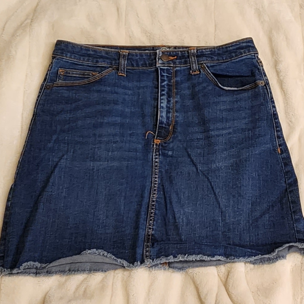 Universal Thread denim skirt size 8/29